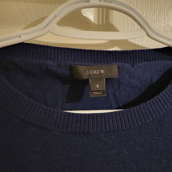 J.Crew Merino wool crewneck w/ ruffle sleeve-H7721 - Picture 3 of 7